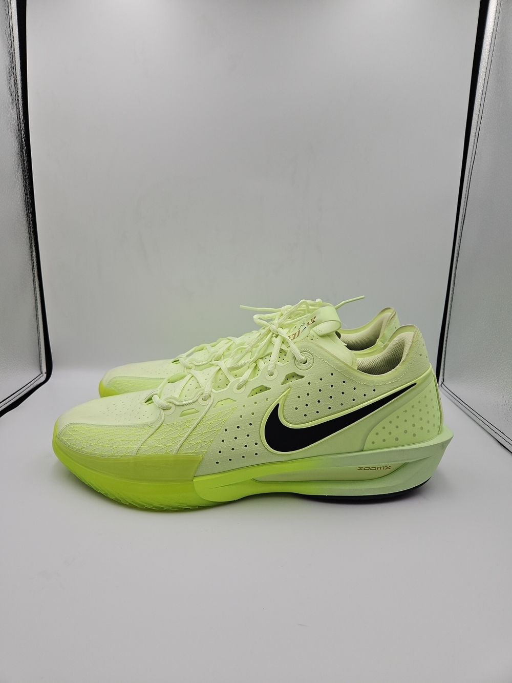 Nike Men's Neon Volt/Black Basketball Shoes